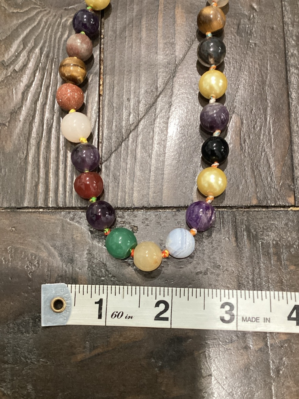 Multi-Color Beaded Women's Necklace - Elegant Gemstone Style - Picture 2 of 3
